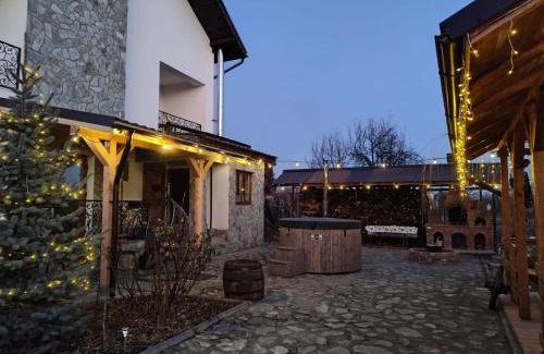 Crasna House | Pensiunea Codruta