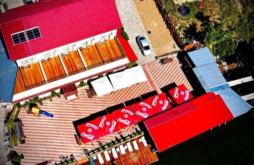 Coronini House | Pensiunea Danubio