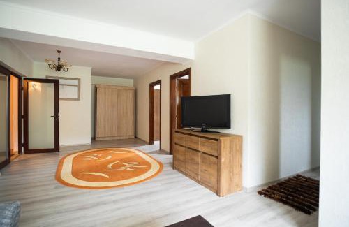 Sangeorz-Bai House | Pensiunea Decorale