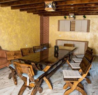 Racovita House | Pensiunea Efremia