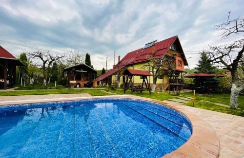 Valeni-Dambovita Villa | Pensiunea Enothera