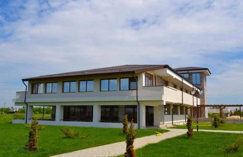 Lunguletu Hotel | Pensiunea Georgia