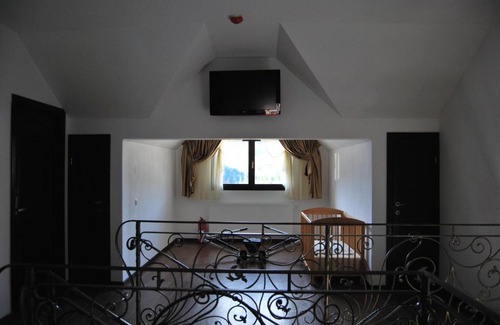 Durau House | Pensiunea Gold
