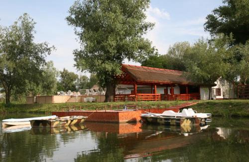 Maliuc House | Pensiunea Insula Nada Apelor