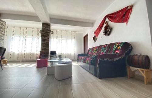 Isverna House | Pensiunea Ioana Maria