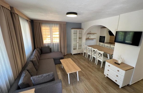 Toplita Villa | PENSIUNEA IZABELLA, Vila Cocket