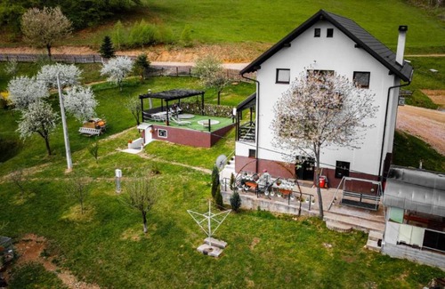 Margau House | Pensiunea K9