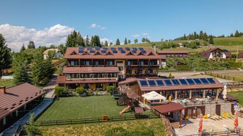 Dorna Candrenilor House | Pensiunea La Bella Vista
