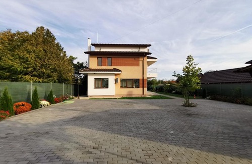 Goicea House | Pensiunea LA BITELE