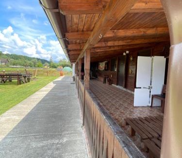 Viseu de Jos Cabin | Pensiunea Lucica
