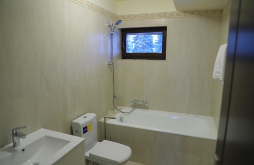 Craiova House | Pensiunea Magnolia