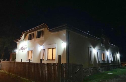Fardea House | Pensiunea Maria