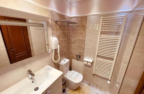 Tecuci House | Pensiunea Romeo Tecuci