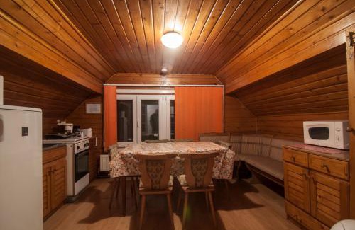 Covasna House | Pensiunea Schneider
