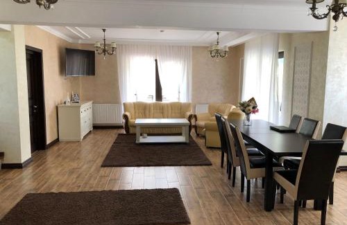 Telciu House | Pensiunea Sofia