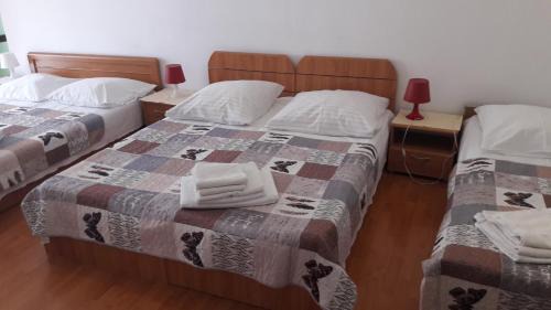 Baile Herculane House | Pensiunea Soimul