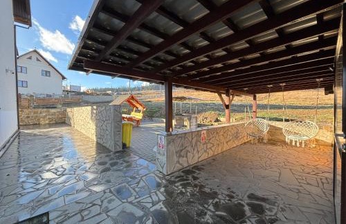 Solca House | Pensiunea Solca