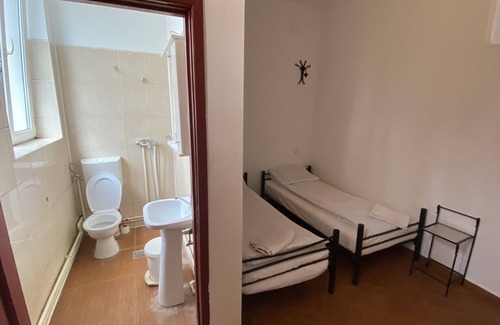 Banesti House | Pensiunea Sub Stejari -workers accommodation