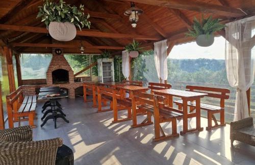 Vadu Crisului Cabin | Pensiunea turistica Retreat Belvedere