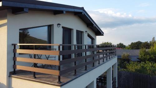 Niculitel House | Pensiunea Valentina