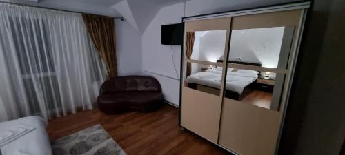 Dobreni House | Pensiunea Vila Maria