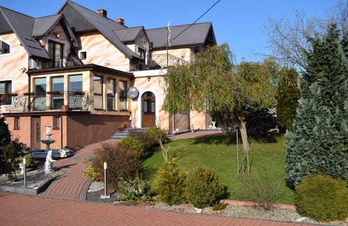 Włoszczowa House | Pensjonat Agroturystyczny Mularczyk