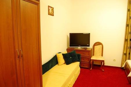 Otyn Bed & Breakfast | Pensjonat Korona