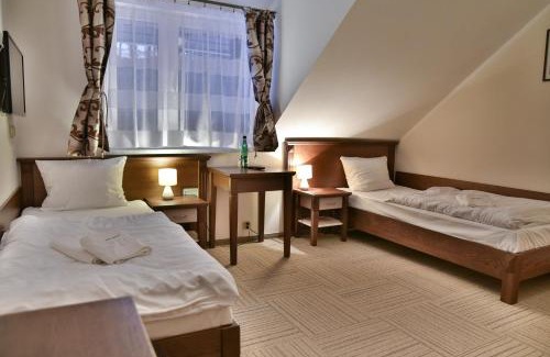 Slubice House | Pensjonat Leśniczówka