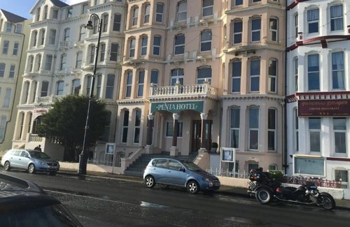 Douglas House | Penta Hotel
