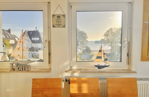 Reppenhagen Apartment | Penthaus Luna am Strand mit Meerblick & Balkon