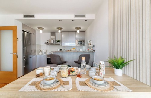 Cornella de Llobregat Apartment | Penthouse with Private Terrace & Pool Access
