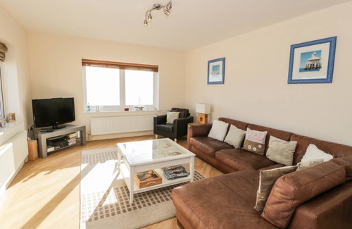 Rhyd-y-clafdy Cottage | Penthouse 18, West End Point