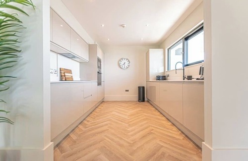 The Docks Apartment | Penthouse, 3 Bedrooms, with Balcony