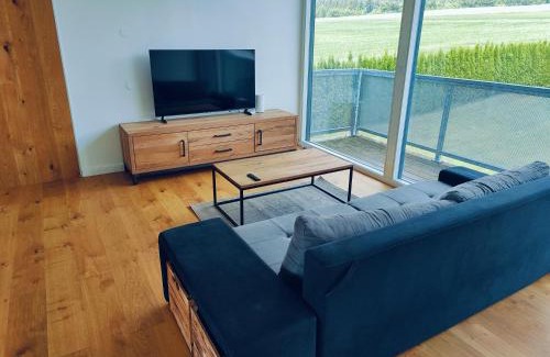 Schardorf Apartment | Penthouse am Golfplatz, Nähe RedBull Ring