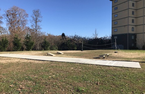 Pigeon Forge Condo | Penthouse and Mountain Views on Parkway in Pigeon Forge!