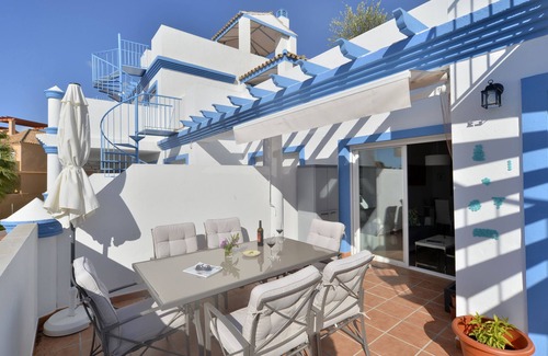 Buenas Noches House | Penthouse Apartment, Galera Sun