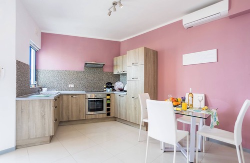 Ggantija Apartment | Penthouse apartment with stunning sea view, pool and free AC