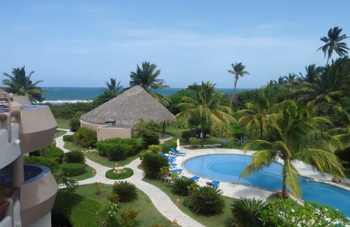 Cabarete Apartment | Penthouse apartment right on the beach Oasis del Sol