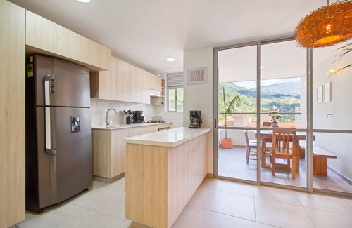Envigado Apartment | Penthouse art gallery with great view!