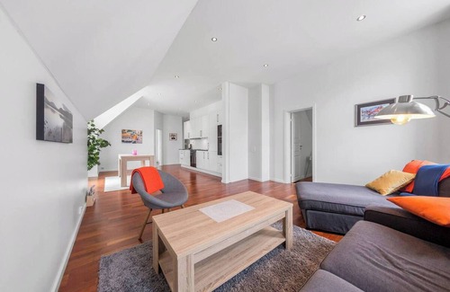 Alesund Apartment | Penthouse by Brosundet, Free Parking Space