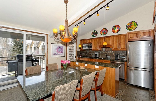 Aspen Condo | PENTHOUSE "CHATEAU ROARING FORK", AC, ALL DAY SUN, VIEWS-AVAILABLE FOOD-WINE