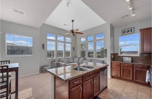 Meridian House | Penthouse Comfort in Dove Valley!