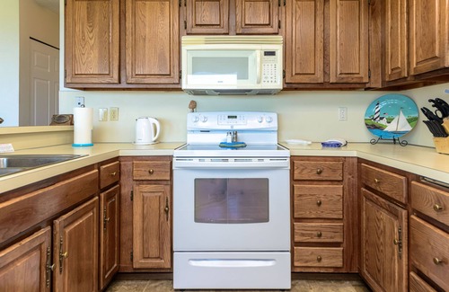 Moclips Condo | Penthouse Condo at Hi-Tide Beach Resort in Moclips