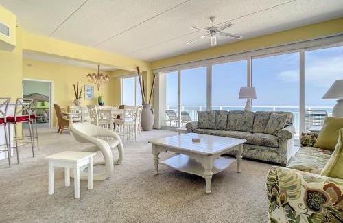 New Smyrna Beach Apartment | Penthouse Condo with wrap around views of the ocean - SR802