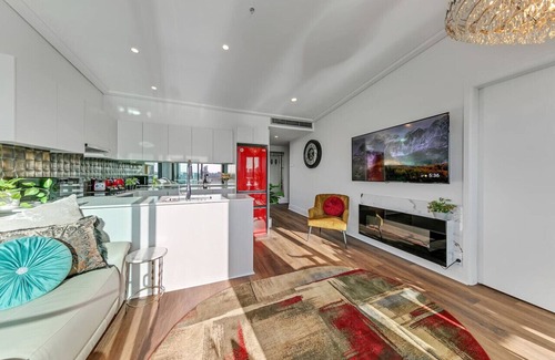 Auckland Central Business District Apartment | Penthouse Crown Jewel