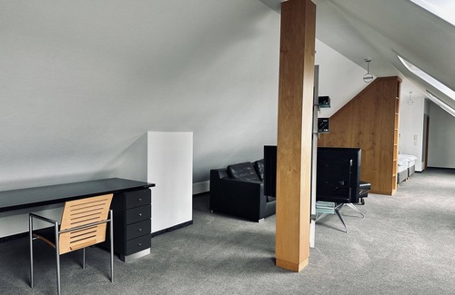 Unterrath Hotel | Penthouse Double Queen Studio
