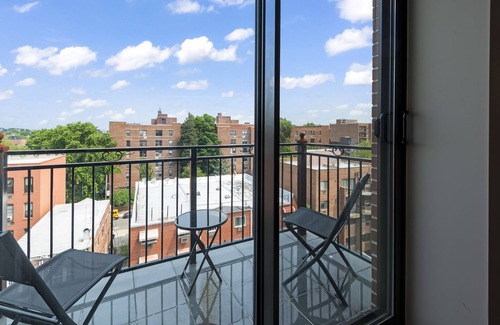 Queens Apartment | Penthouse Duplex Apartment NYC