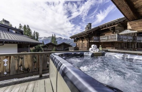 Verbier Apartment | Penthouse duplex in the heart of Verbier with private Jacuzzi