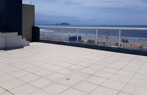 Centro Apartment | Penthouse Duplex, private pool, sea views in Bertioga Centro