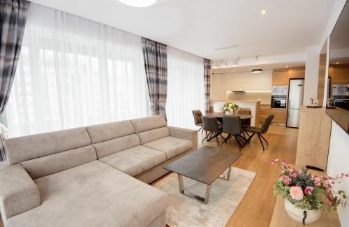 Tractorul Apartment | Penthouse Eliza - Coressi